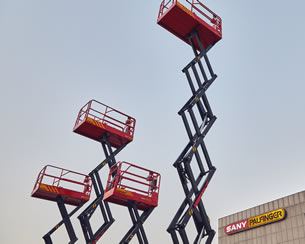 剪叉式高空作业车